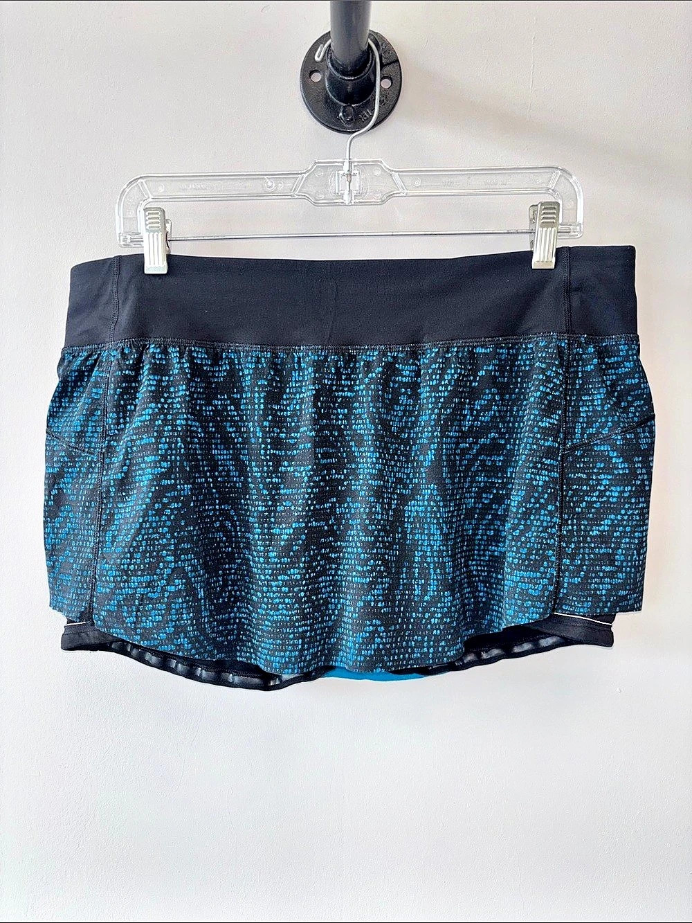 Lululemon Final Lap Skirt Skort size 12